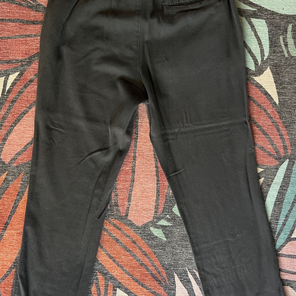 Old Navy Gray Straight-Leg Pants - Picture 8 of 9